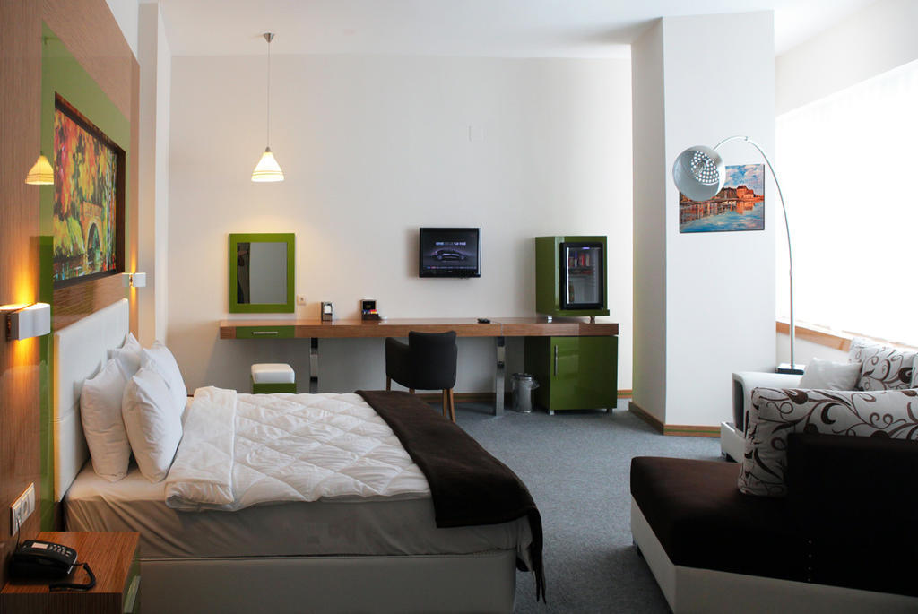 Ege Sevilen Hotel Turgutlu Quarto foto
