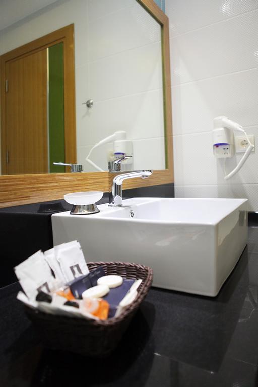 Ege Sevilen Hotel Turgutlu Quarto foto